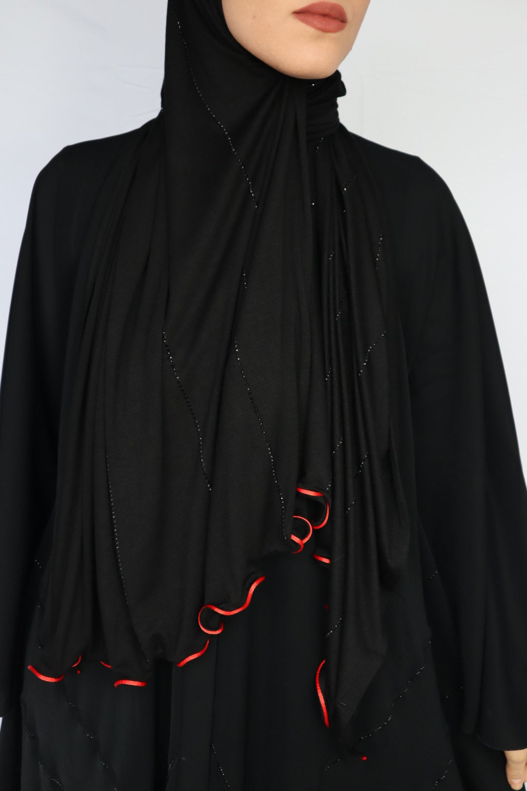 LUXURY STRASS NOIR BORDURE ROUGE