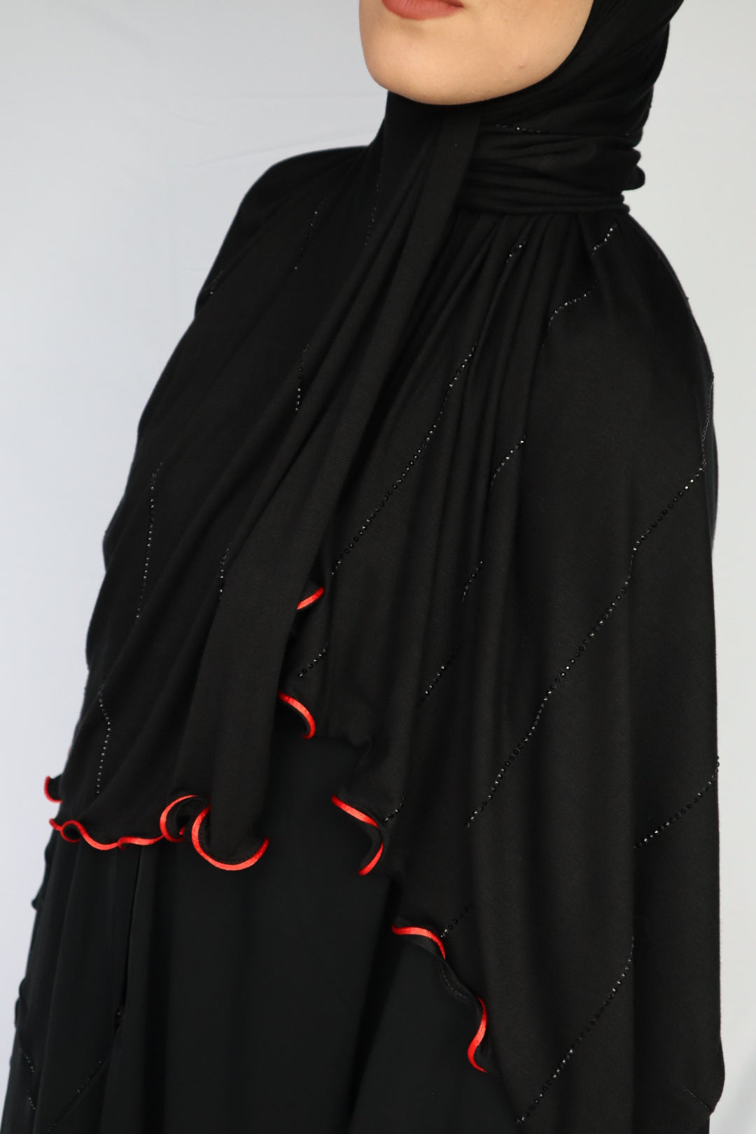 LUXURY STRASS NOIR BORDURE ROUGE