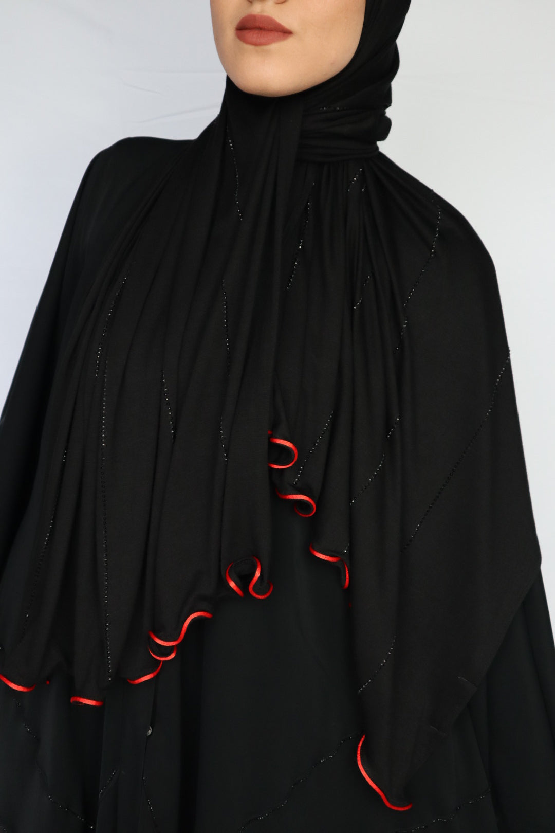 LUXURY STRASS NOIR BORDURE ROUGE