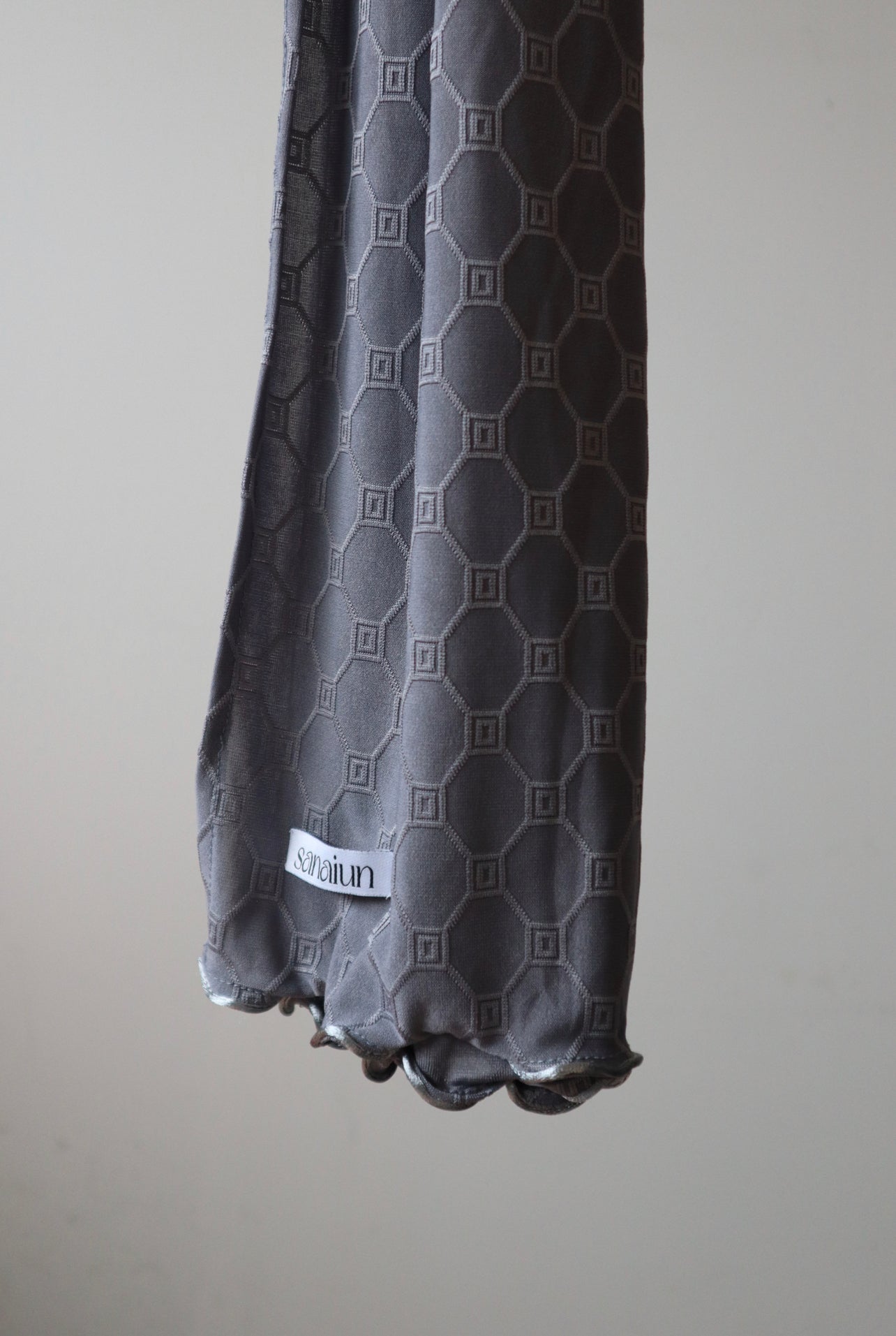 HOLOGRAPH STYLE GRIS  IMPERFECTIONS
