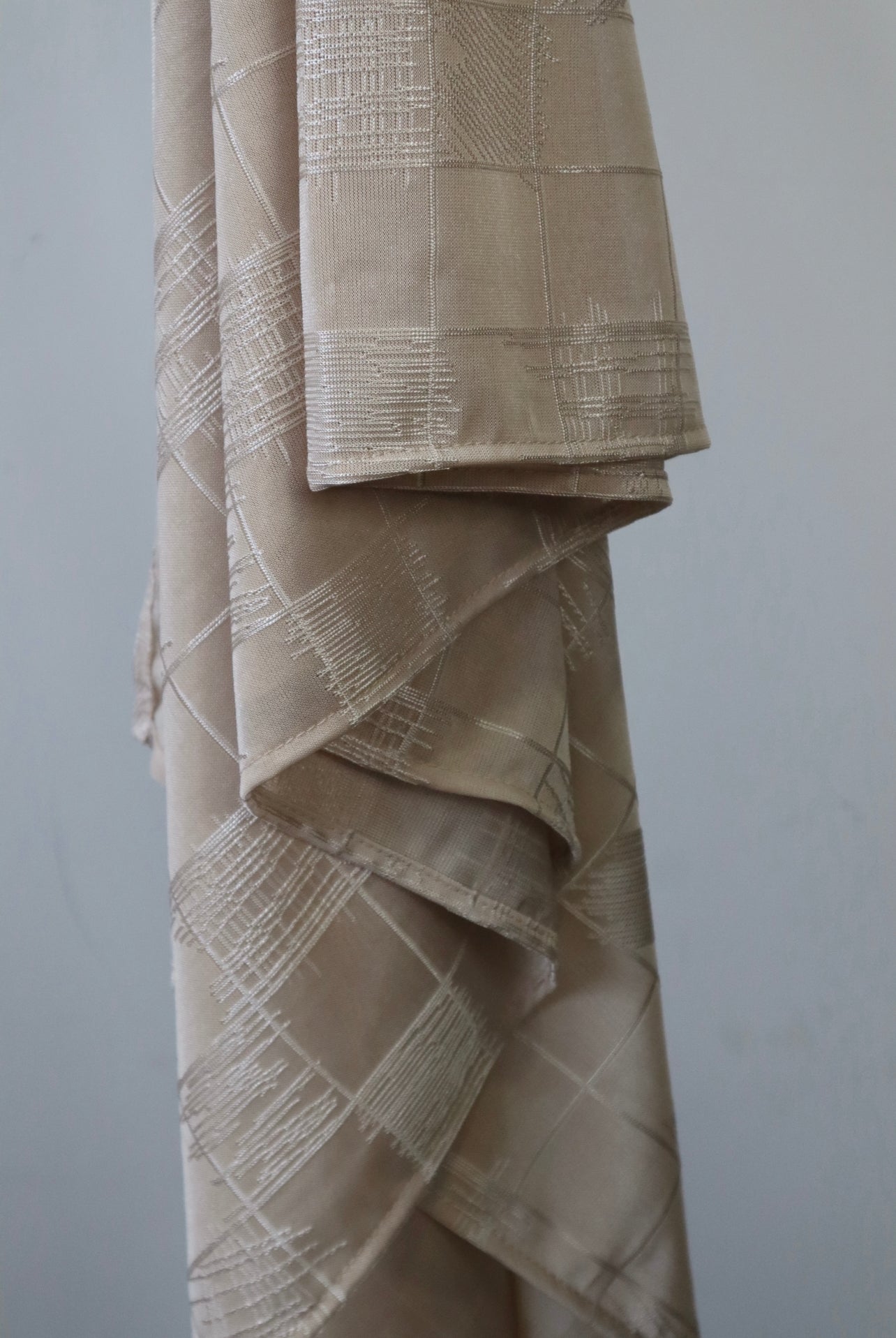 KHALEEJI STYLE CRÈME