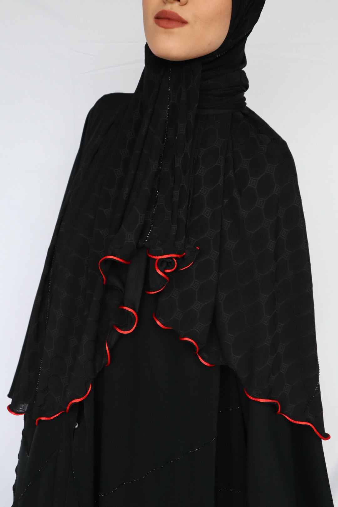 HOLOGRAPH AVEC STRASS NOIR BORDURE ROUGE